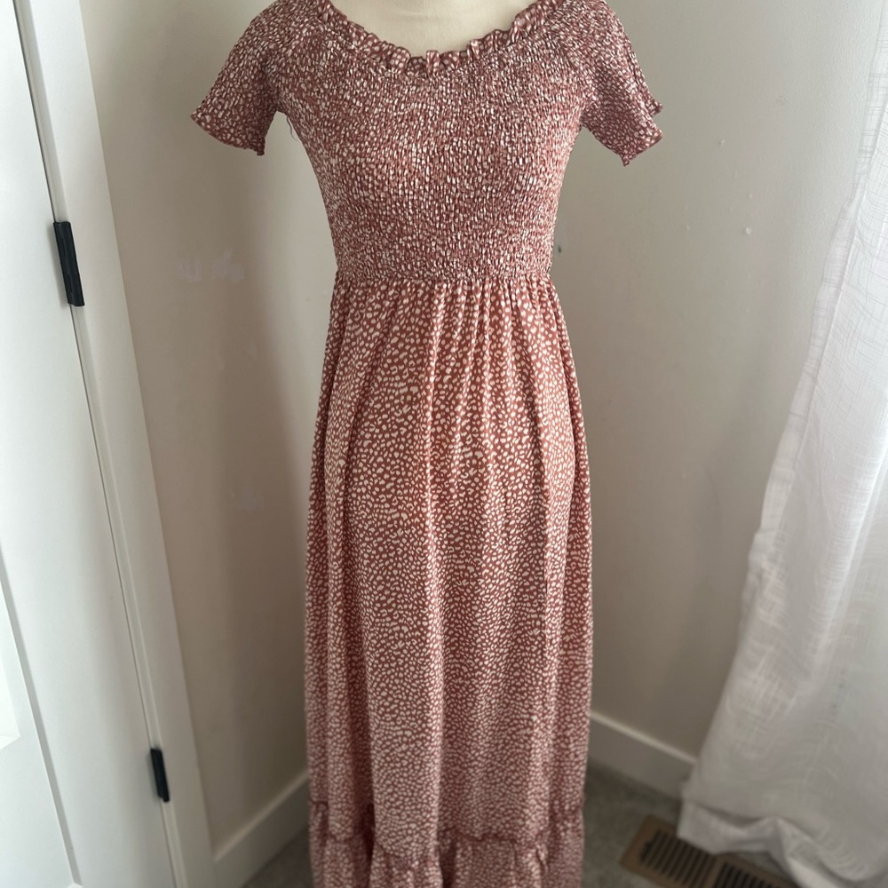 Boheme Pink Maxi Sundress with Scoop Neck and Short Sleeves